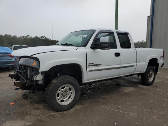 2004 GMC Sierra 2500HD 