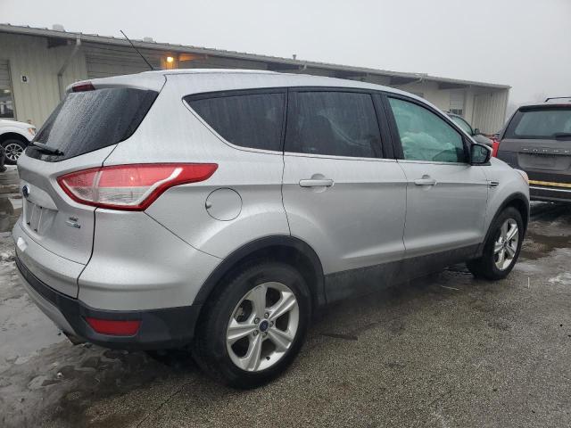 1FMCU9G97FUC24261 | 2015 FORD ESCAPE SE