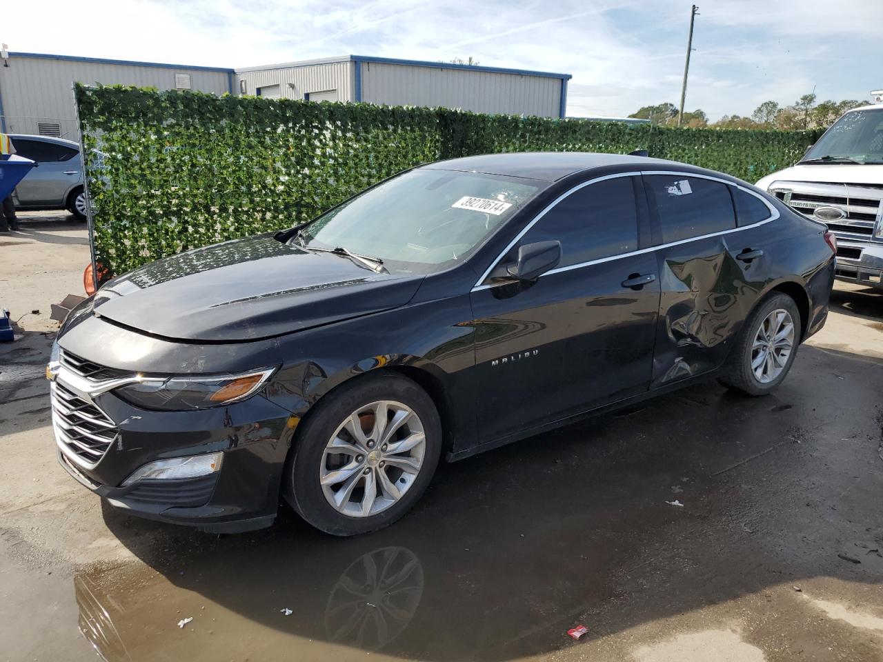 1G1ZD5STXKF139075 2019 Chevrolet Malibu Lt