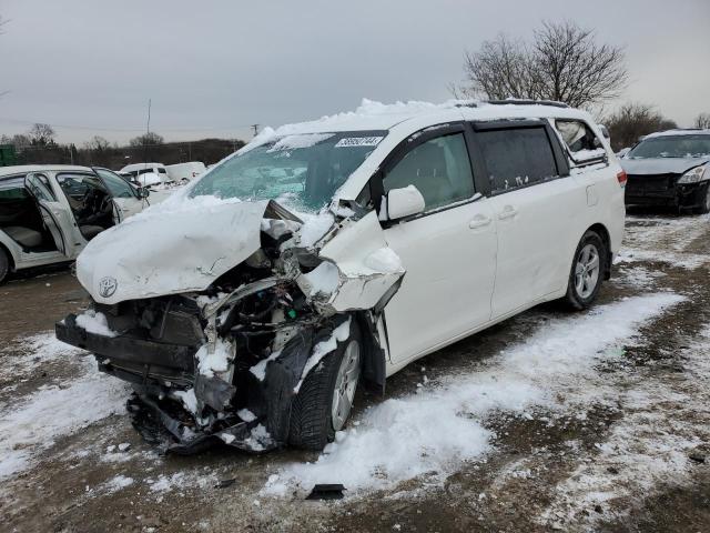 2014 Toyota Sienna LE