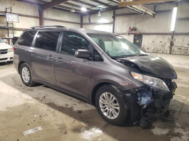 5TDYZ3DC6HS868432 | 2017 TOYOTA SIENNA XLE