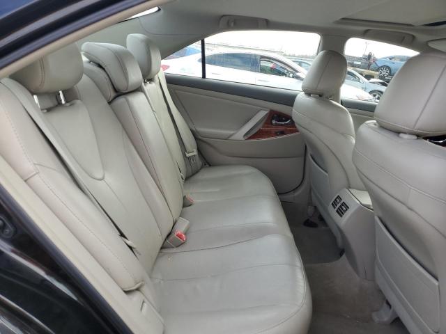 2011 Toyota Camry - Image 10