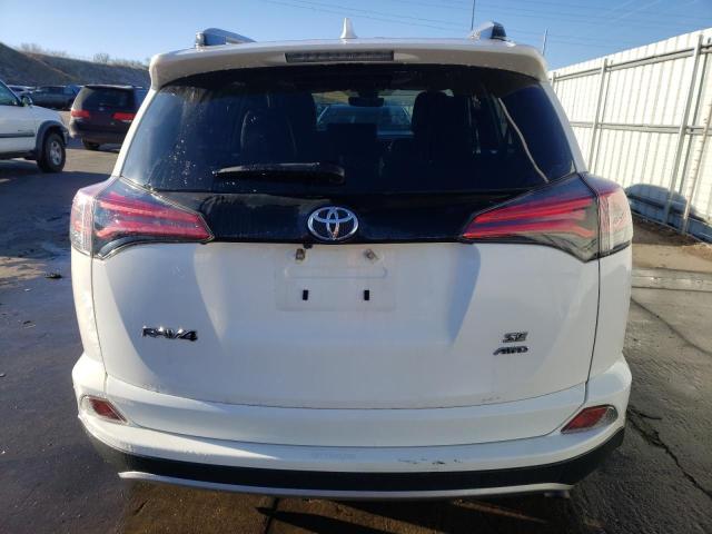 JTMJFREV4JJ205375 | 2018 TOYOTA RAV4 SE