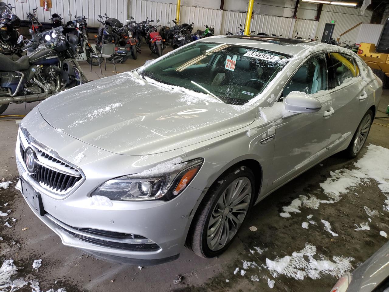 1G4ZS5SS6HU188732 2017 Buick Lacrosse Premium