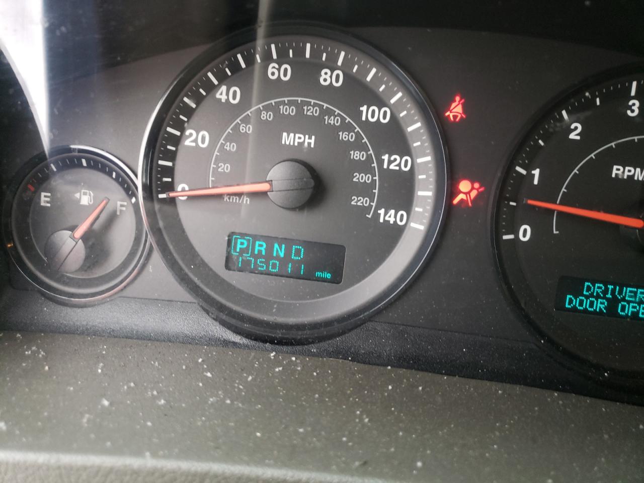 1J8HR48N95C645910 2005 Jeep Grand Cherokee Laredo