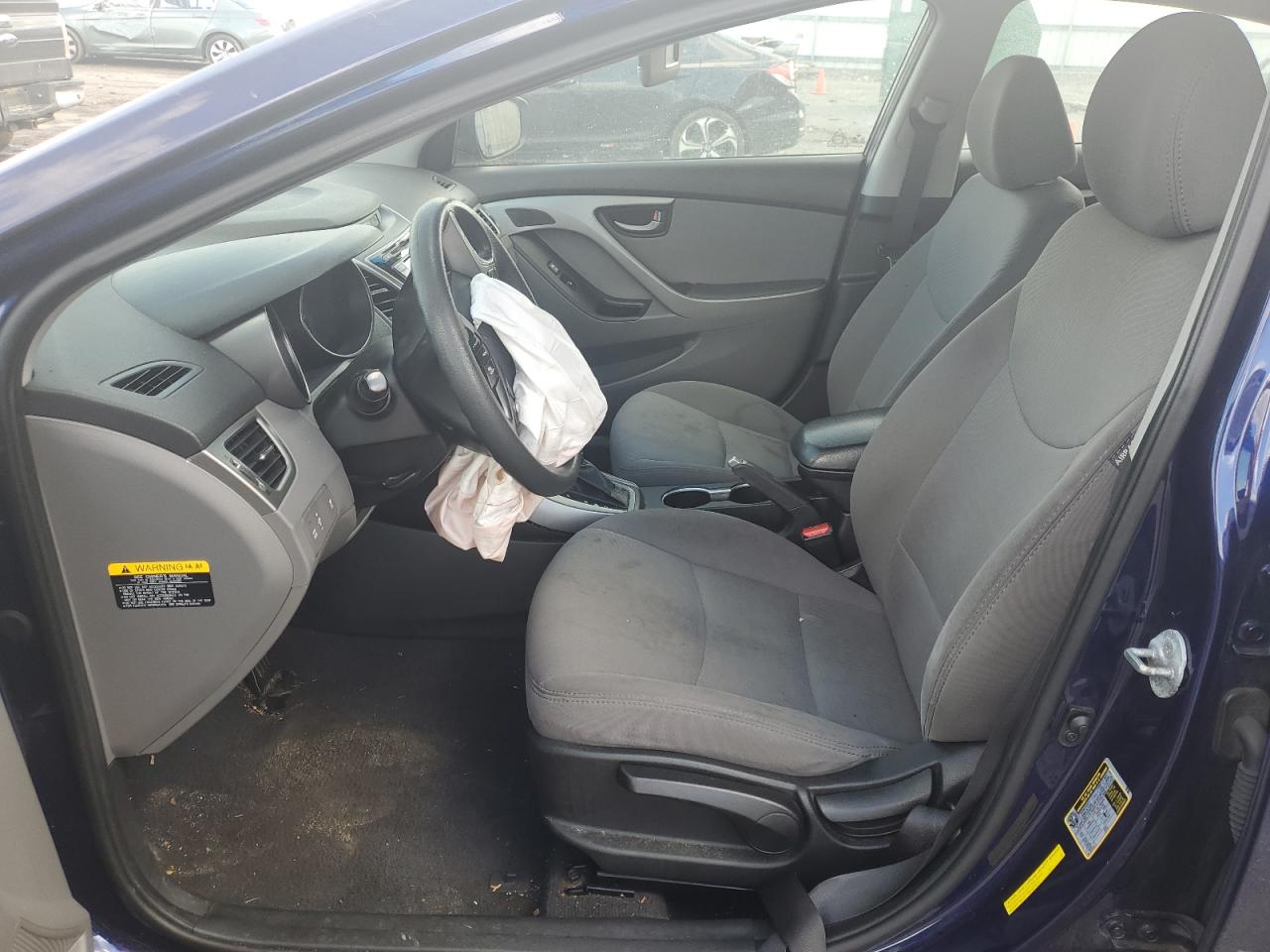 5NPDH4AE9EH477354 2014 Hyundai Elantra Se