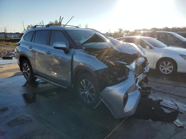 VIN 5TDKDRBH3PS046563 2023 Toyota Highlander, L no.4