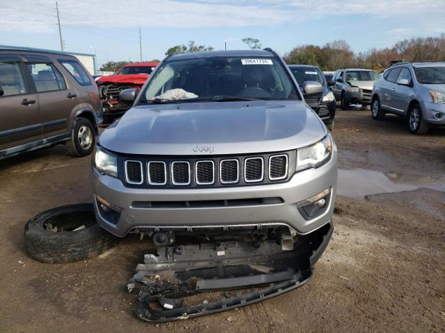 3C4NJCBB9JT212810 | 2018 JEEP COMPASS LA