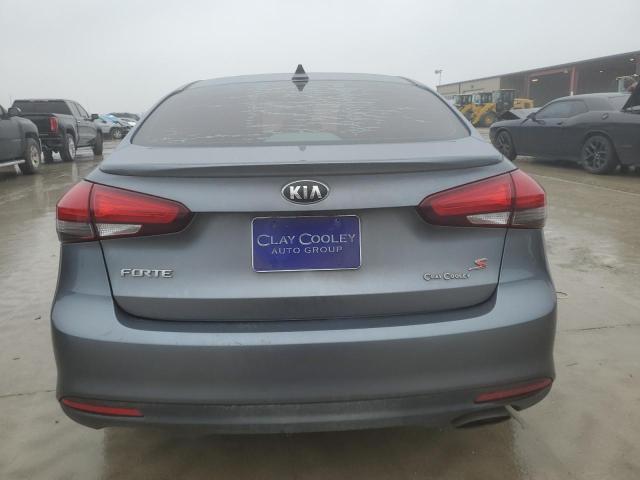 3KPFL4A73JE249325 | 2018 KIA FORTE LX