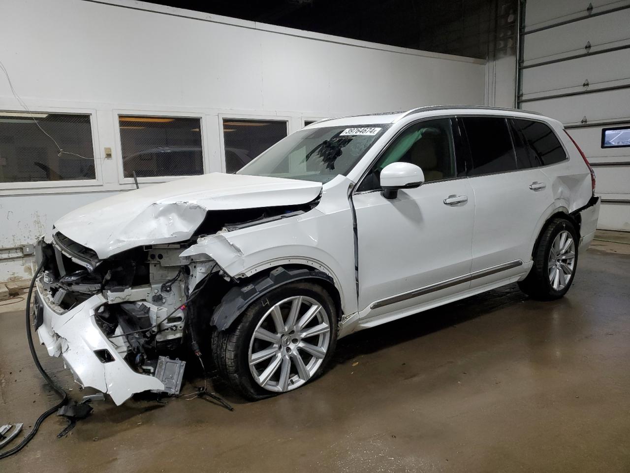 YV4A22PL4G1018674 2016 Volvo Xc90 T6