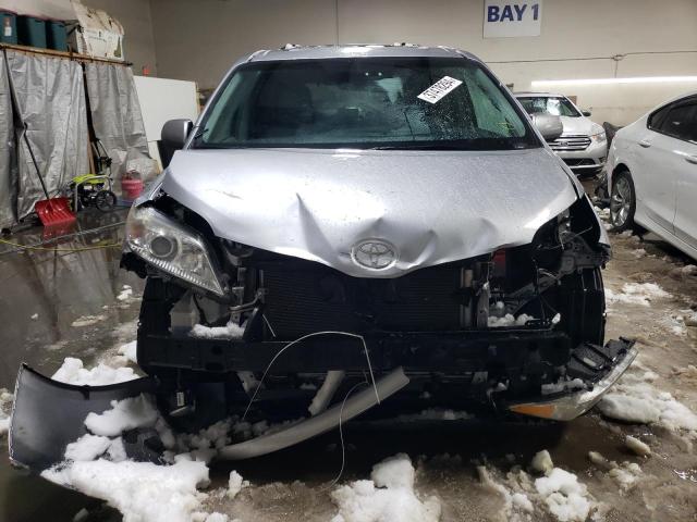 5TDYK3DC2FS573989 | 2015 TOYOTA SIENNA XLE