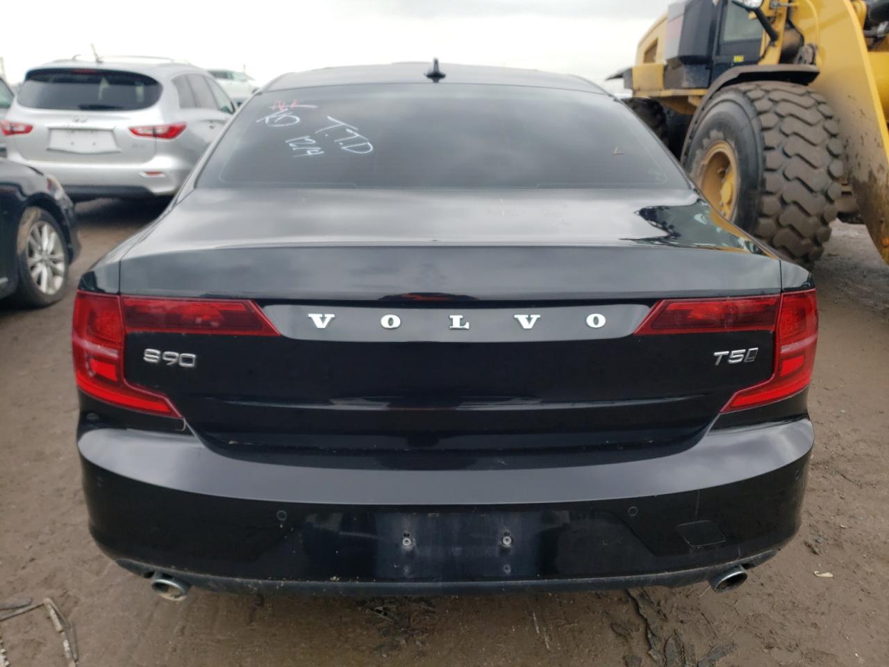 LVY982MK9JP016464 2018 Volvo S90 T5 Momentum