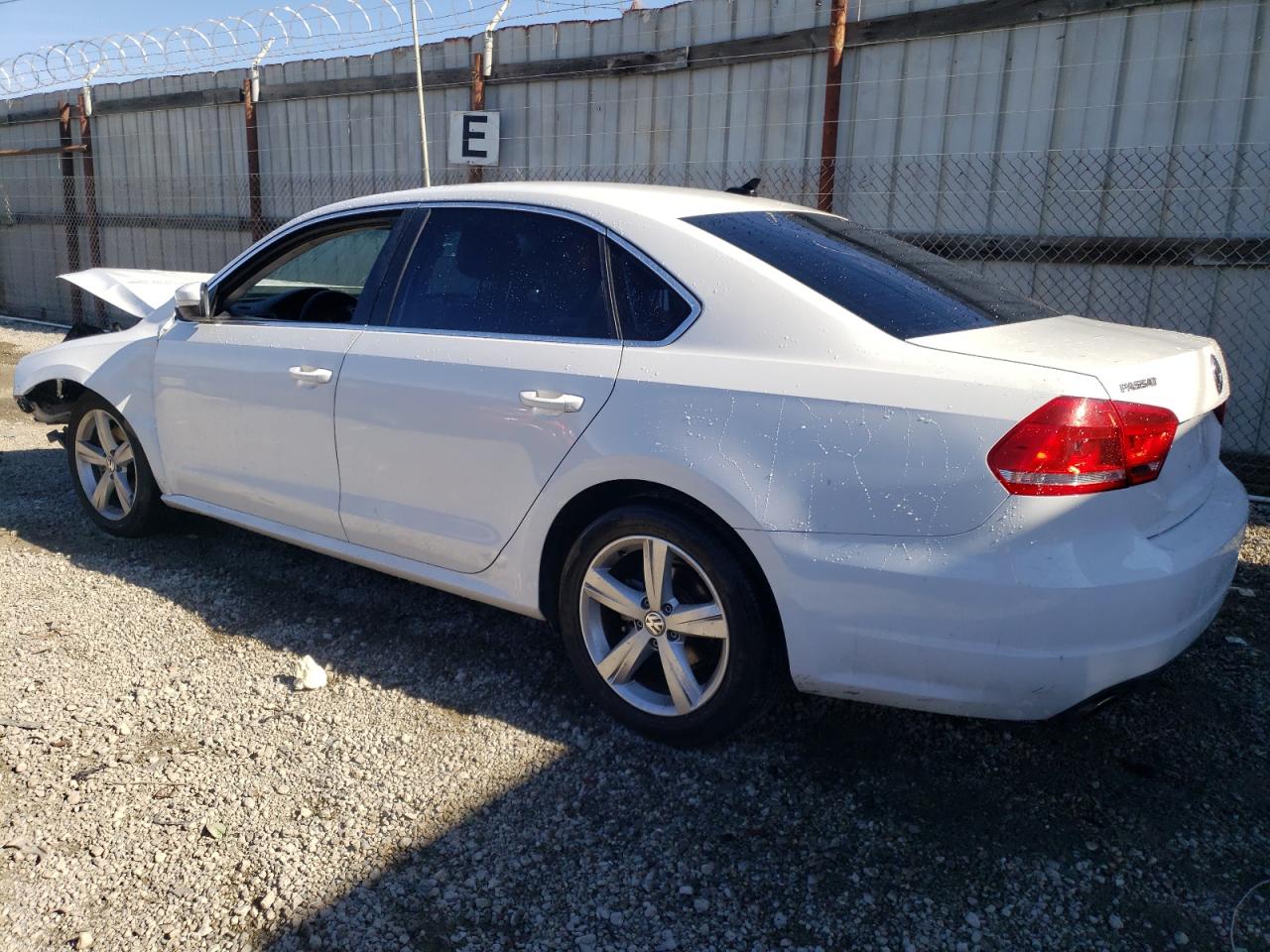 2014 Volkswagen Passat Se vin: 1VWBP7A31EC012201