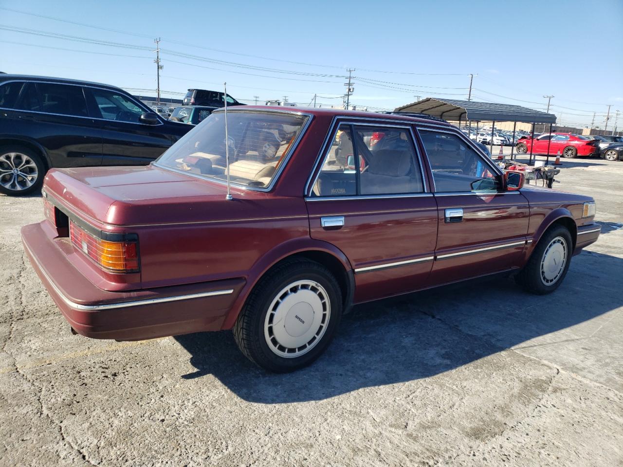 JN1HU111XHX848722 1987 Nissan Maxima