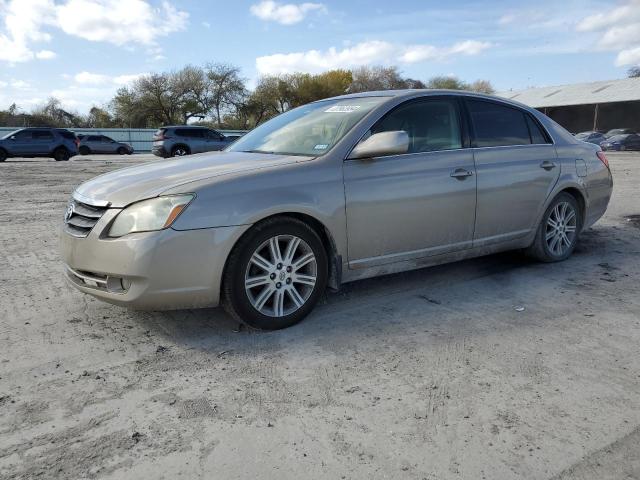 2005 Toyota Avalon XL