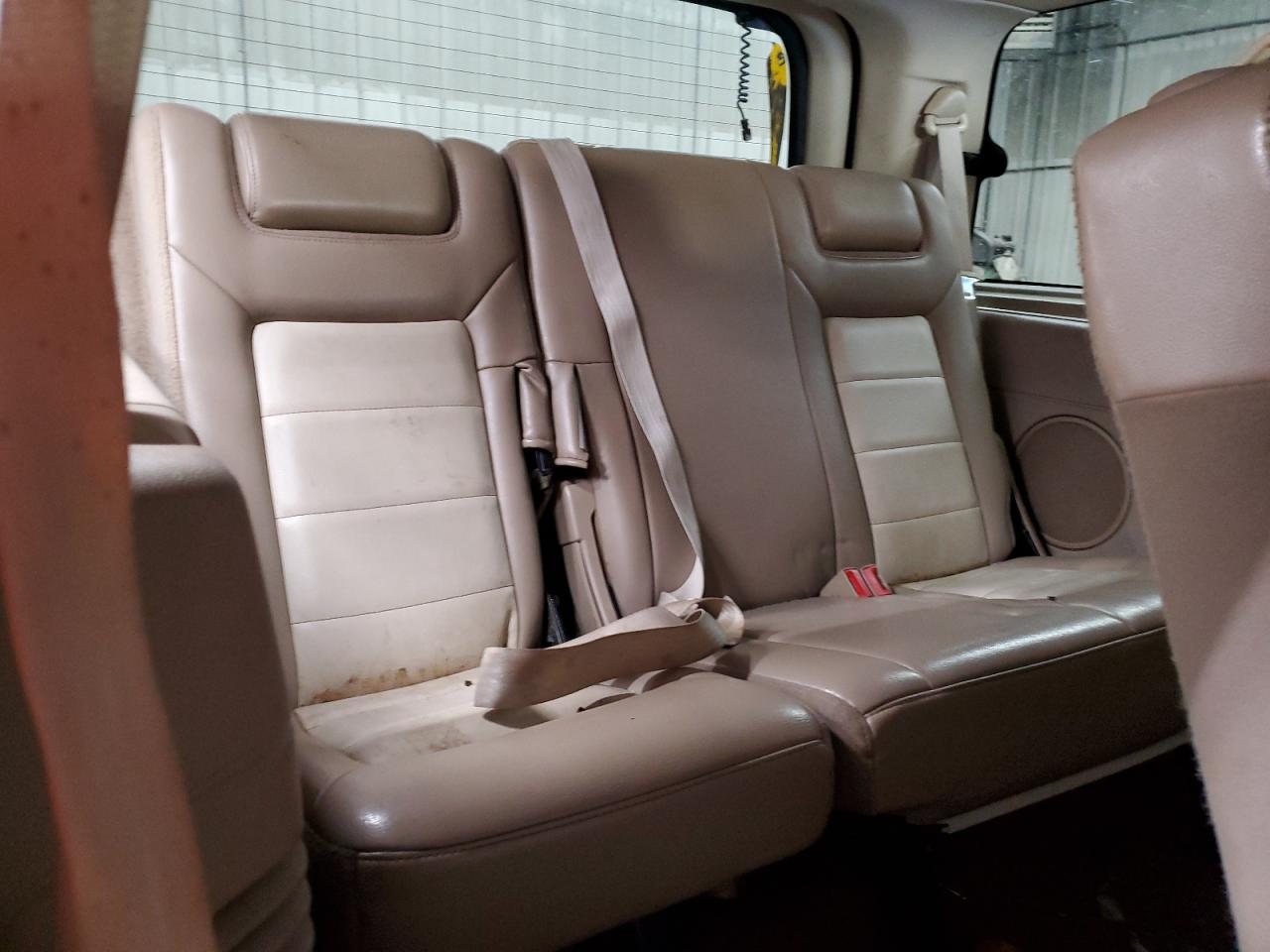 1FMFU18L14LB02863 2004 Ford Expedition Eddie Bauer