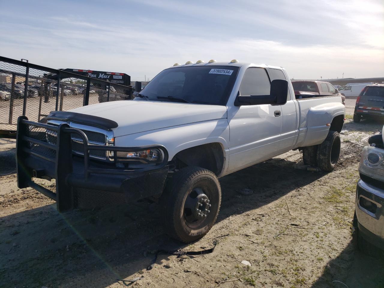 1B7MF3366XJ637884 1999 Dodge Ram 3500 St