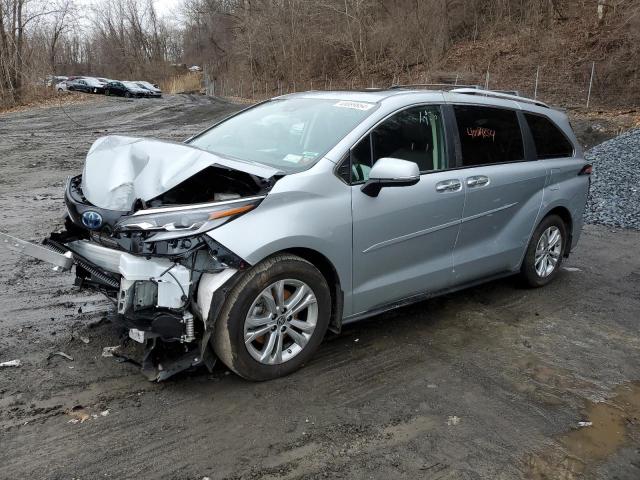 2023 Toyota Sienna Limited