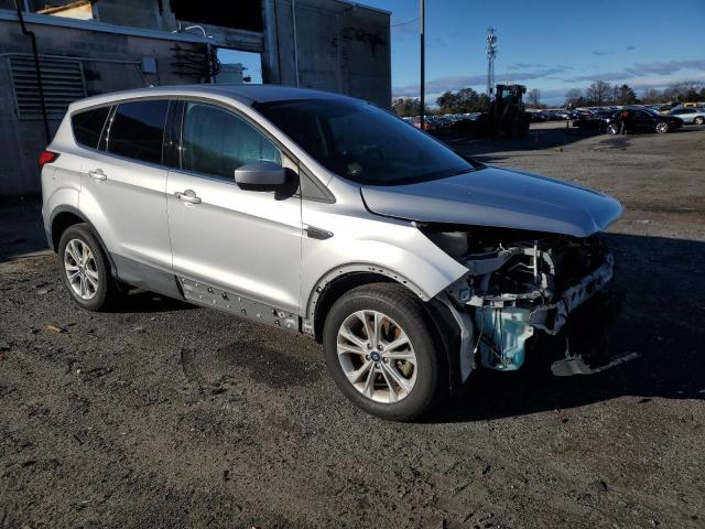 1FMCU9GD7KUA59617 | 2019 FORD ESCAPE SE