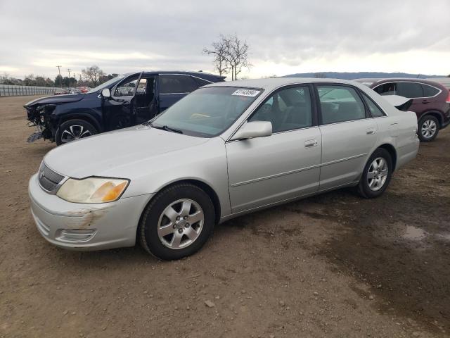 2000 Toyota Avalon XL