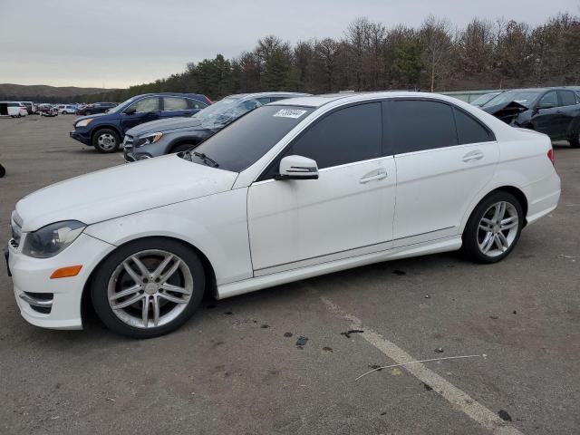 VIN WDDGF8AB8DR268779 2013 Mercedes-Benz C-Class, 3... no.1