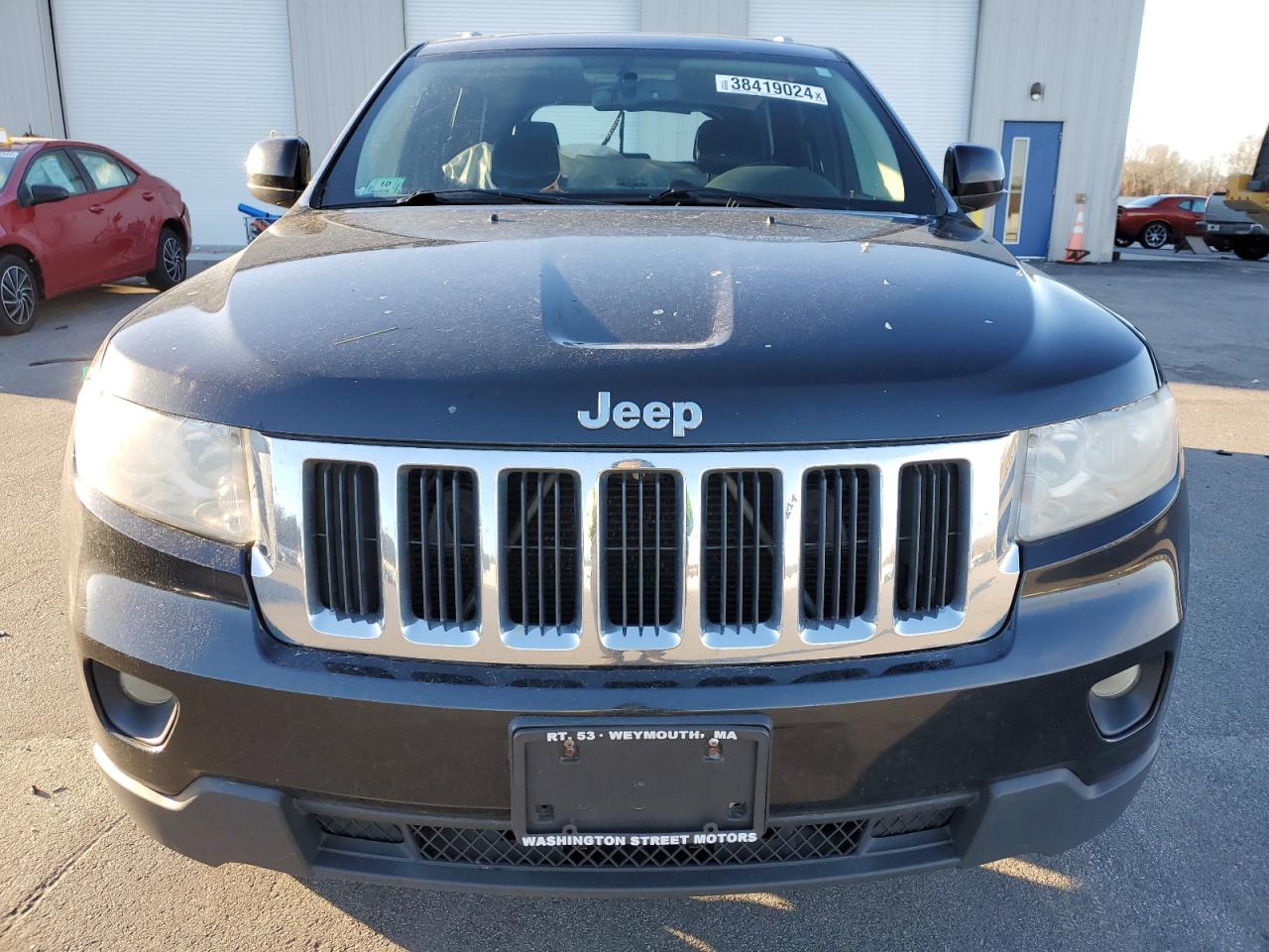 1C4RJFAG8CC221853 2012 Jeep Grand Cherokee Laredo