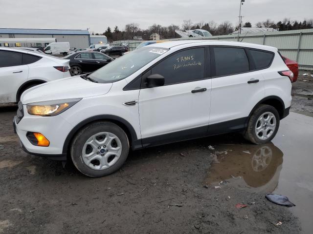 1FMCU0F79JUB45890 2018 FORD ESCAPE - Image 1