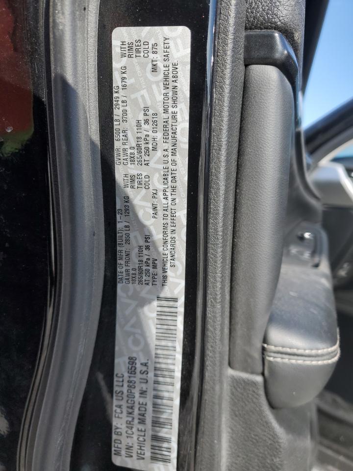 1C4RJKAG0P8816598 2023 Jeep Grand Cherokee L Laredo