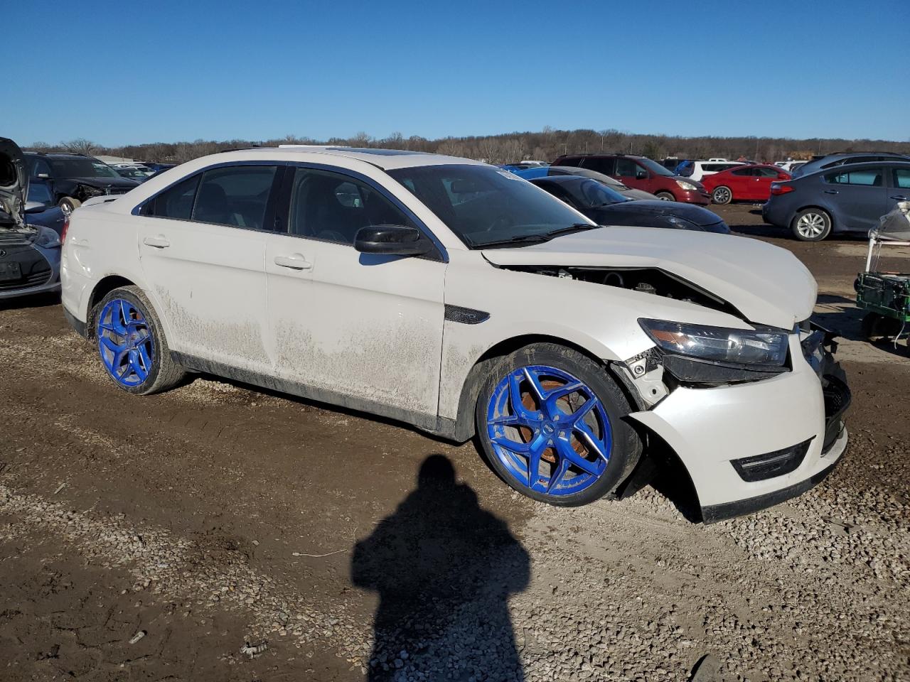 1FAHP2KT2FG155298 2015 Ford Taurus Sho