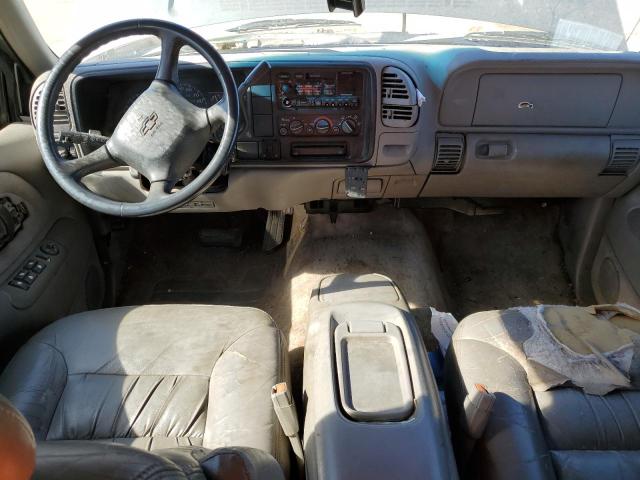 1999 Chevrolet Suburban C1500 VIN: 3GNEC16R8XG156227 Lot: 37465344