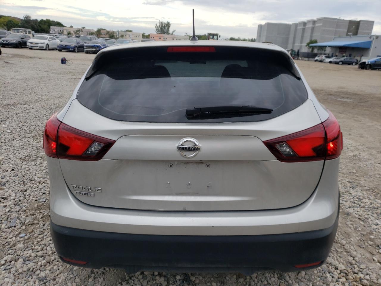 VIN: JN1BJ1CR3KW348299 2019 NISSAN ROGUE