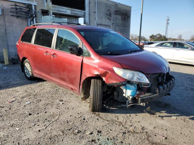 5TDYZ3DC2HS846153 | 2017 TOYOTA SIENNA XLE