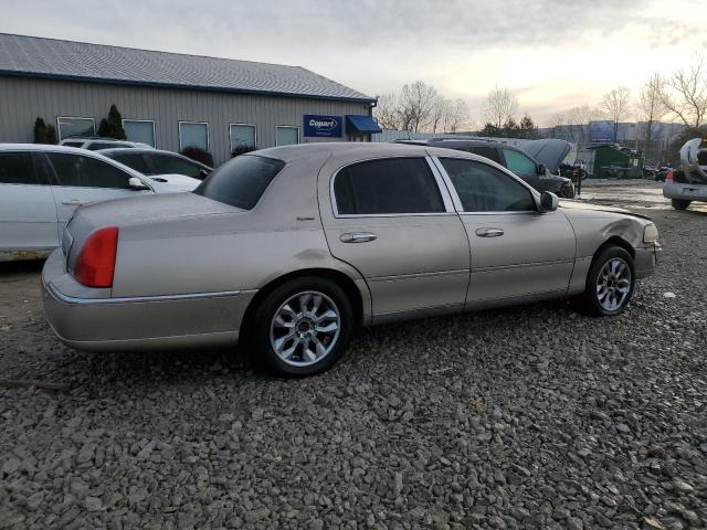 2003 Lincoln Town Car Signature VIN: 1LNHM82W83Y606574 Lot: 36831944