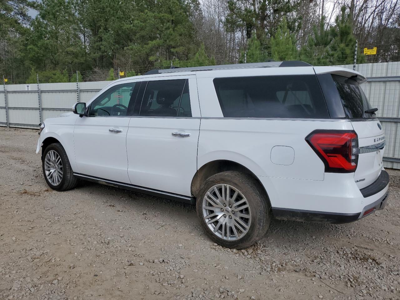 Lot #2339973167 2023 FORD EXPEDITION