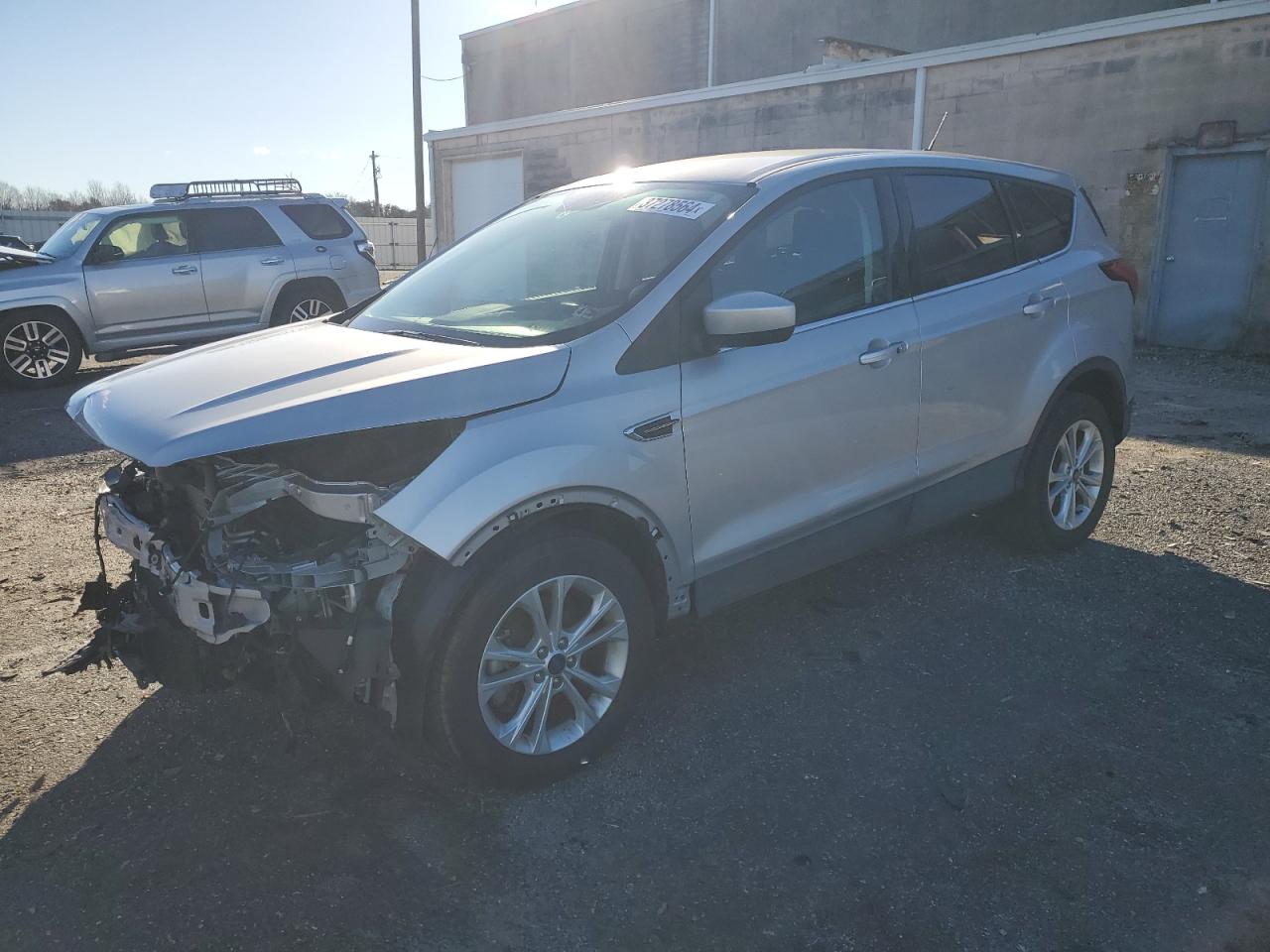 2019 FORD ESCAPE SE  (VIN: 1FMCU9GD7KUA59617)