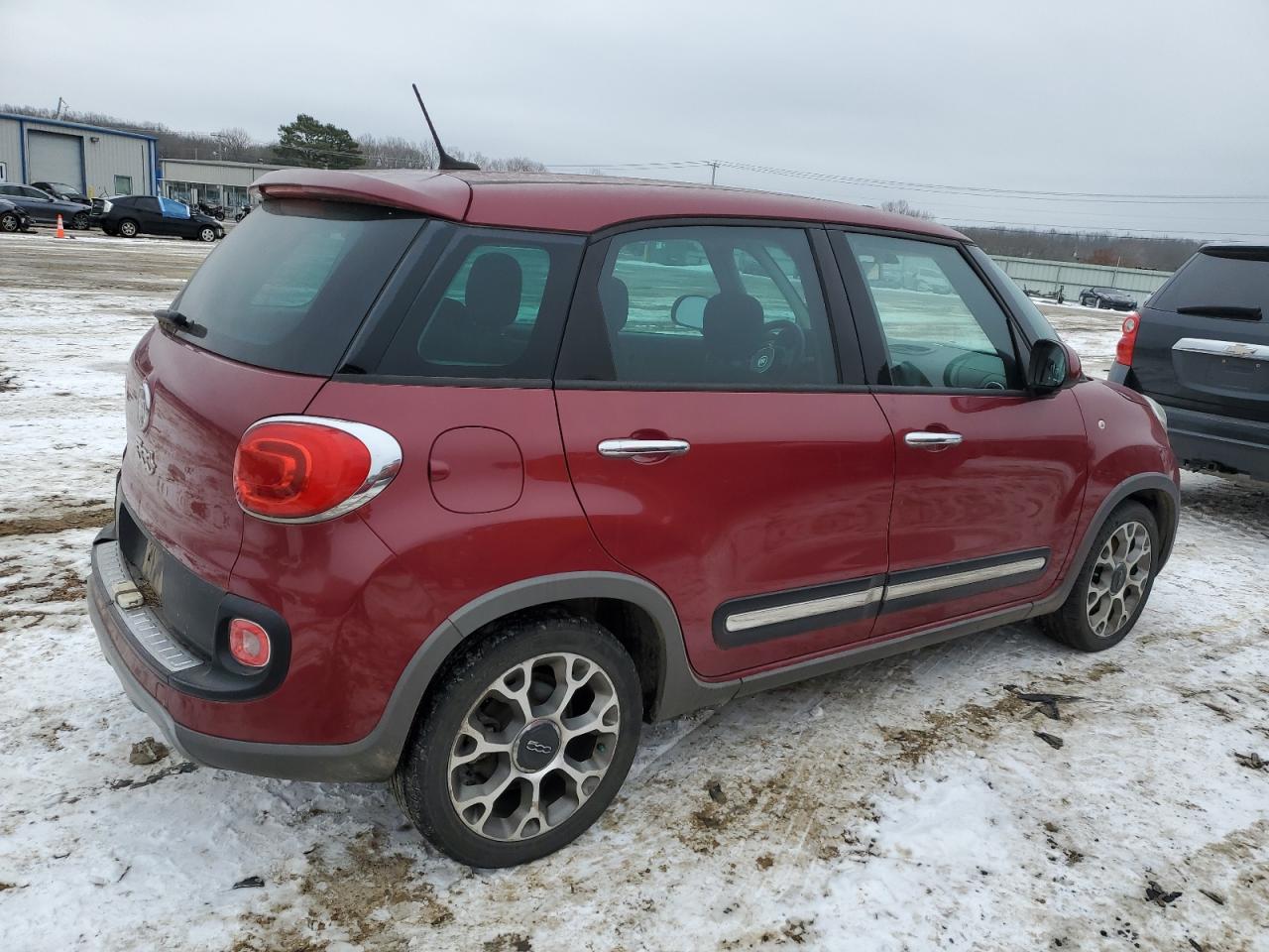 2015 Fiat 500L Trekking vin: ZFBCFADH7FZ032677