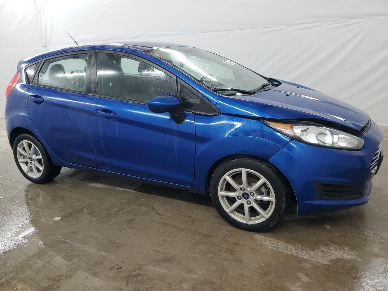 3FADP4EJ4JM120040 2018 Ford Fiesta Se