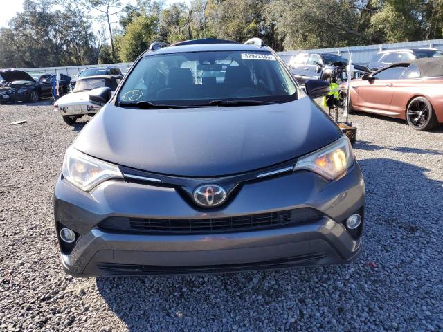 2T3ZFREV1JW503239 | 2018 Toyota rav4 le