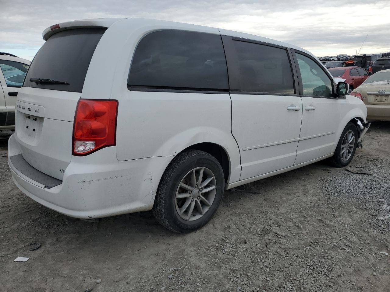 2C4RDGBGXGR116174 2016 Dodge Grand Caravan Se