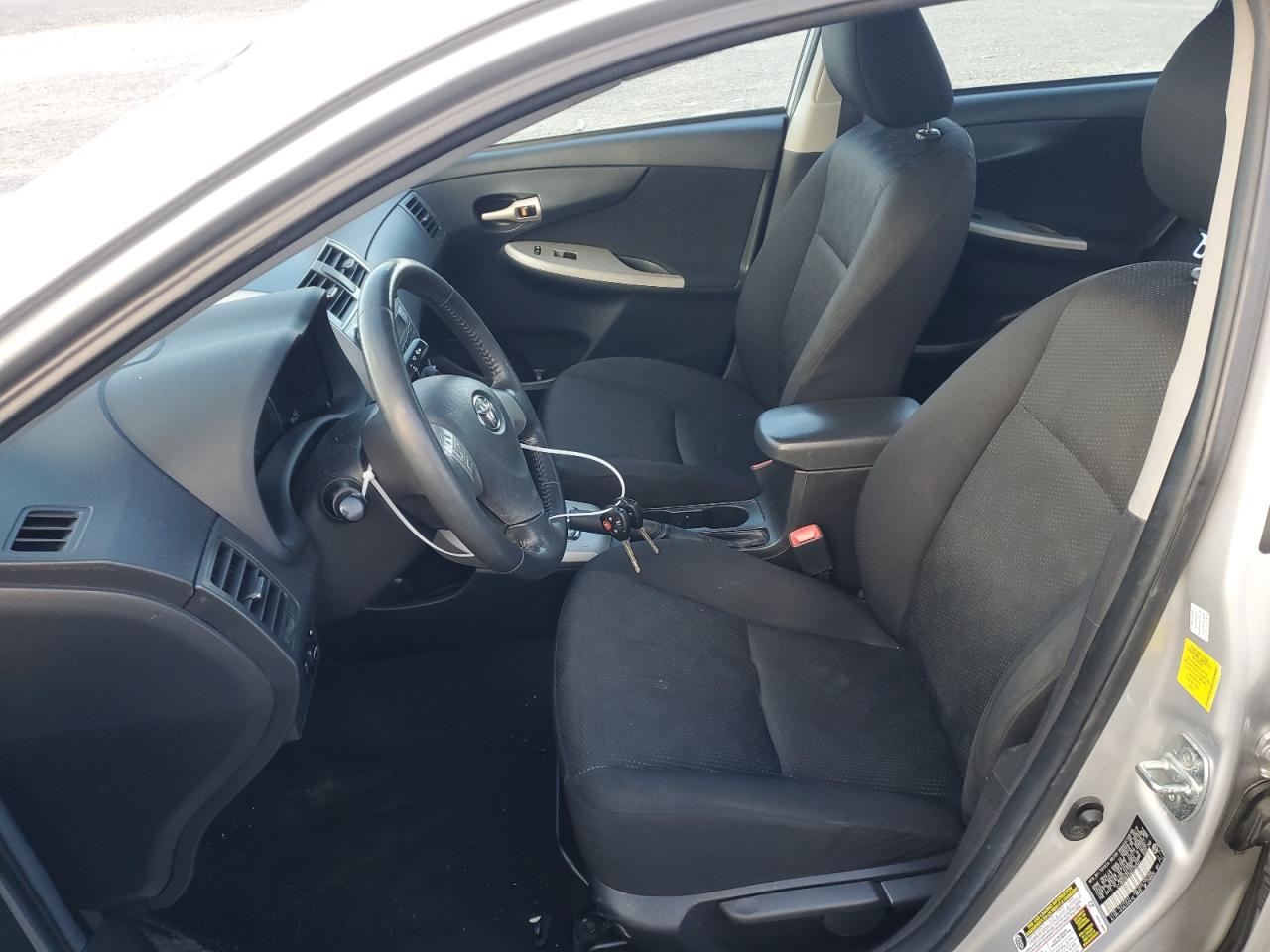 2T1BU4EE0AC435522 2010 Toyota Corolla Base