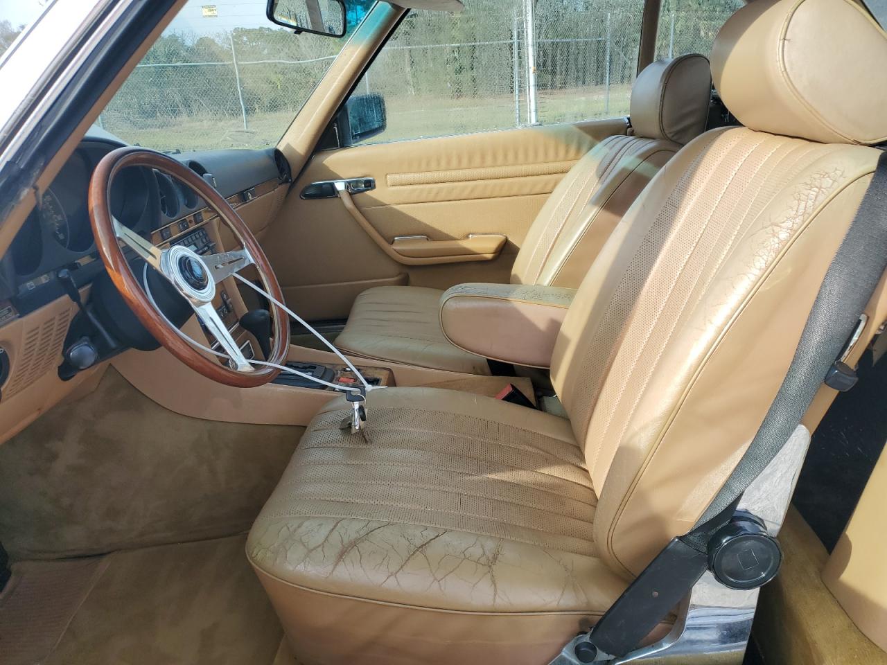 wdbba45c5fa021668 WDBBA45C5FA021668 1985 Mercedes-Benz 380 Sl