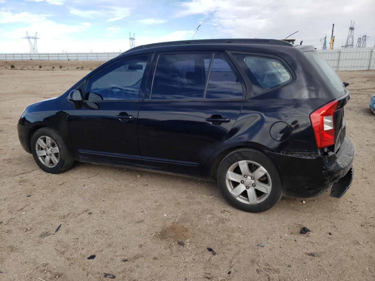 KNAFG525887210468 2008 Kia Rondo Base