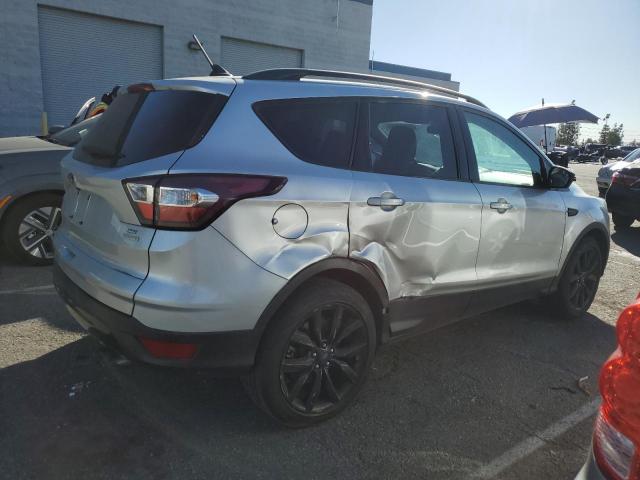 1FMCU0GD2JUA64556 | 2018 FORD ESCAPE SE