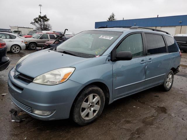 2004 Toyota Sienna XLE