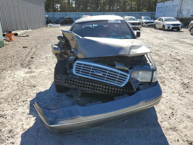 2FAFP73WX3X174118 2003 Ford Crown Victoria