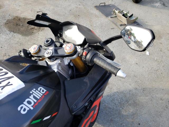 2017 APRILIA RSV4 RR ZD4KEU006HS000154