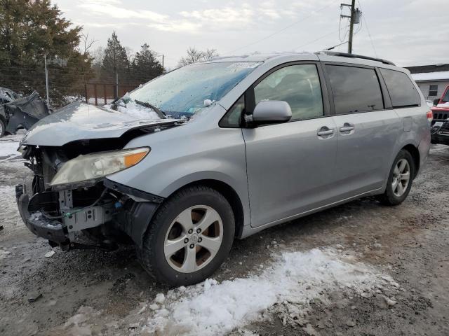 2011 Toyota Sienna LE