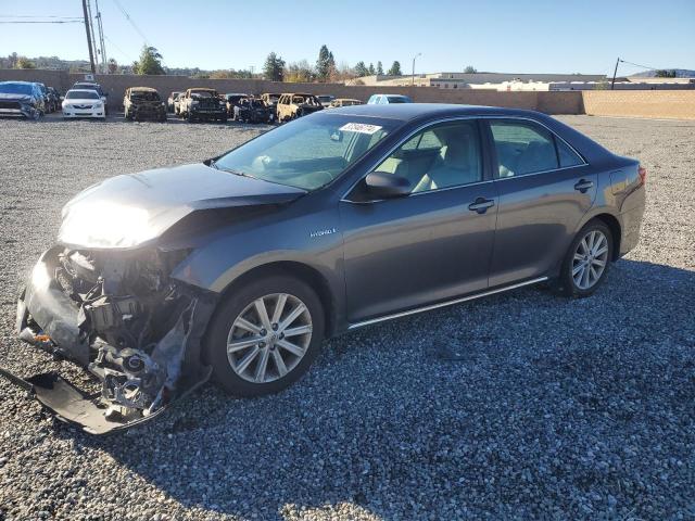 2014 Toyota Camry Hybrid 