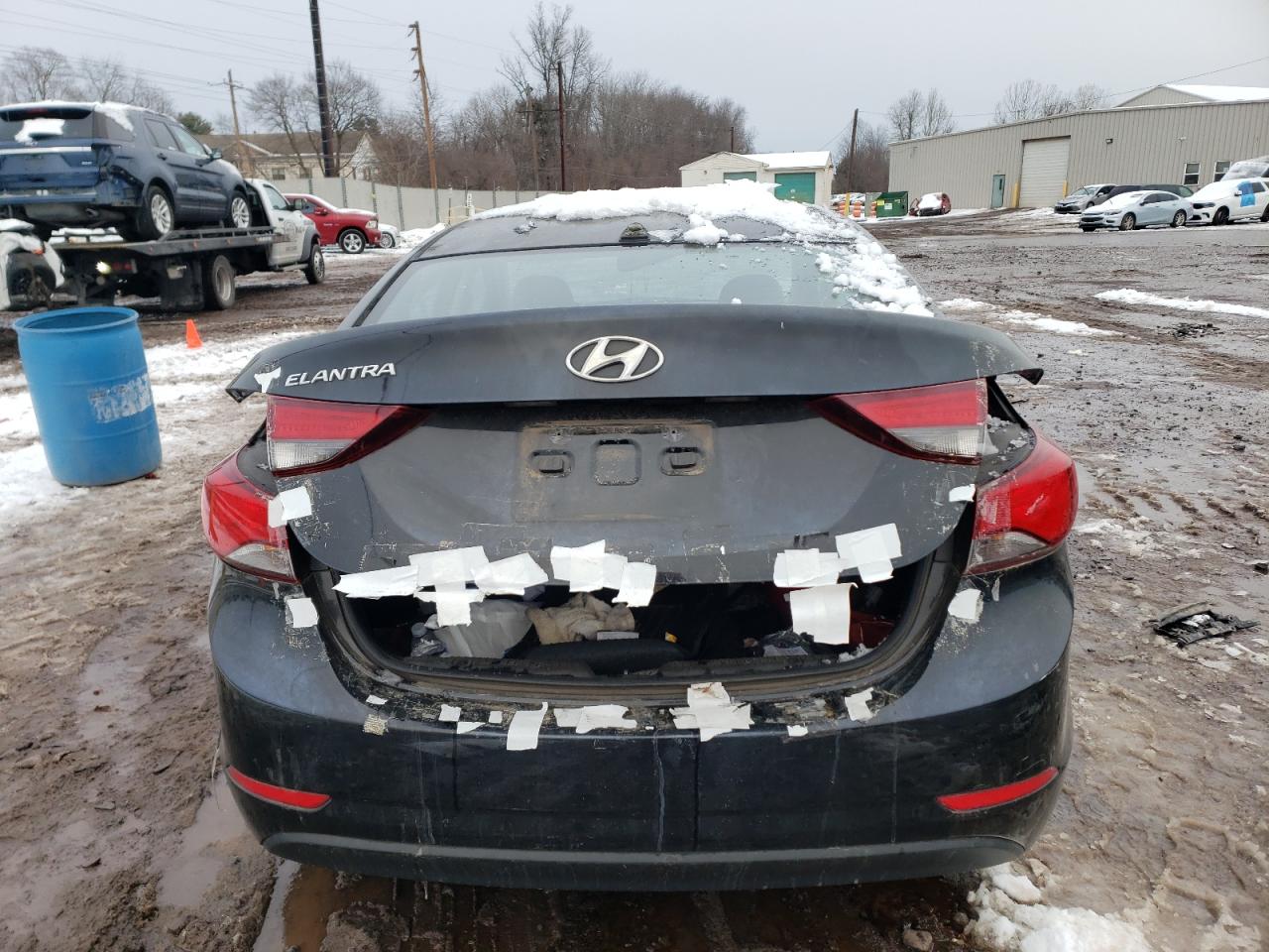 5NPDH4AE4GH768993 2016 Hyundai Elantra Se