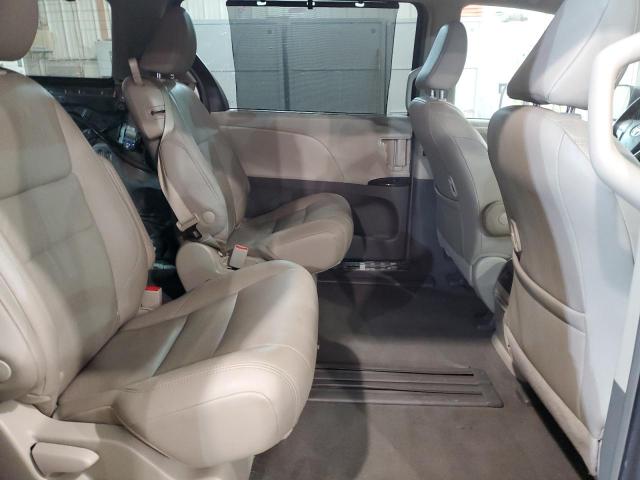 5TDYZ3DC0KS009621 | 2019 TOYOTA SIENNA XLE